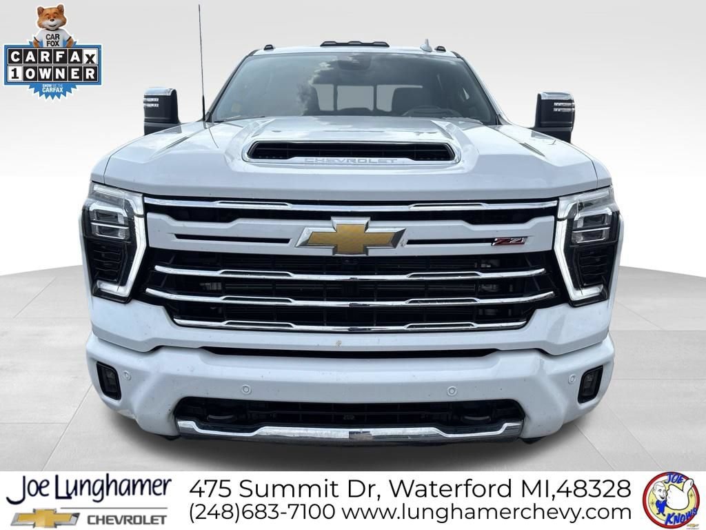 Used 2024 Chevrolet Silverado 2500 LTZ w/ LTZ Plus Package AWD/4WD image 9