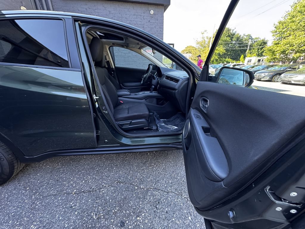 Used 2016 Honda HR-V EX image 16