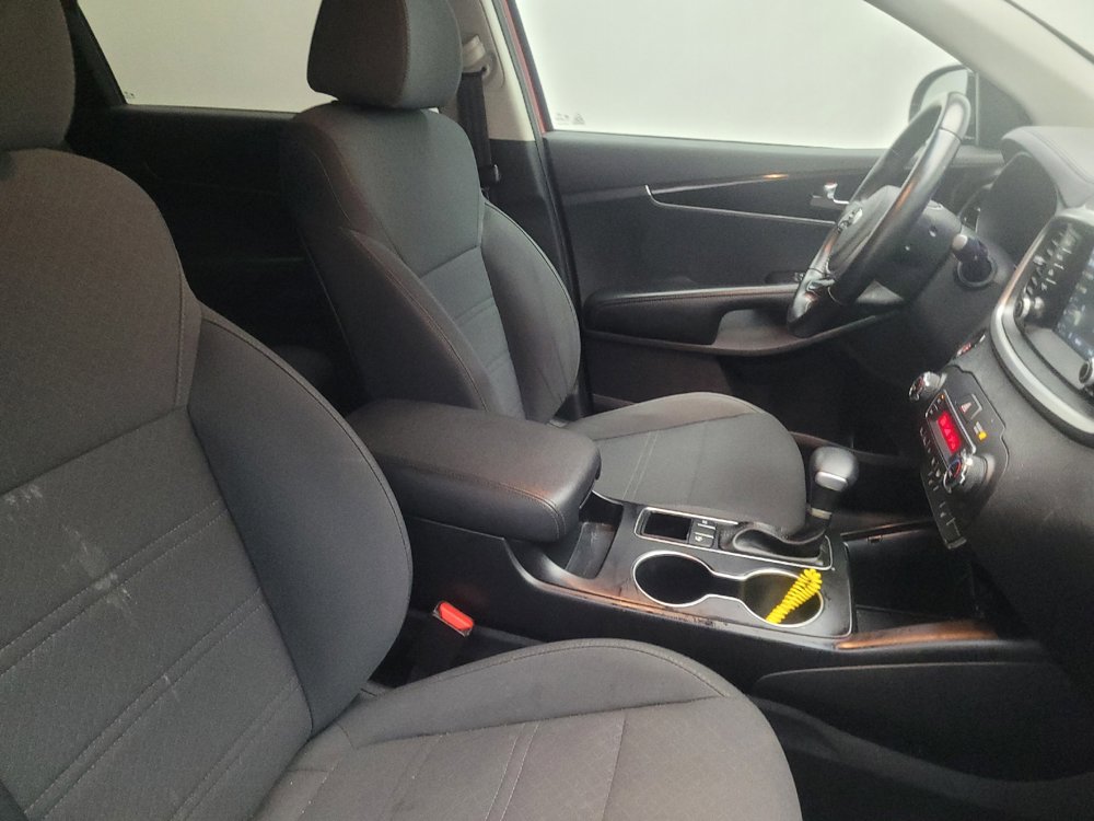 Used 2020 Kia Sorento S FWD image 21