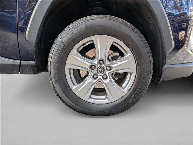 Used 2023 Toyota RAV4 XLE image 25