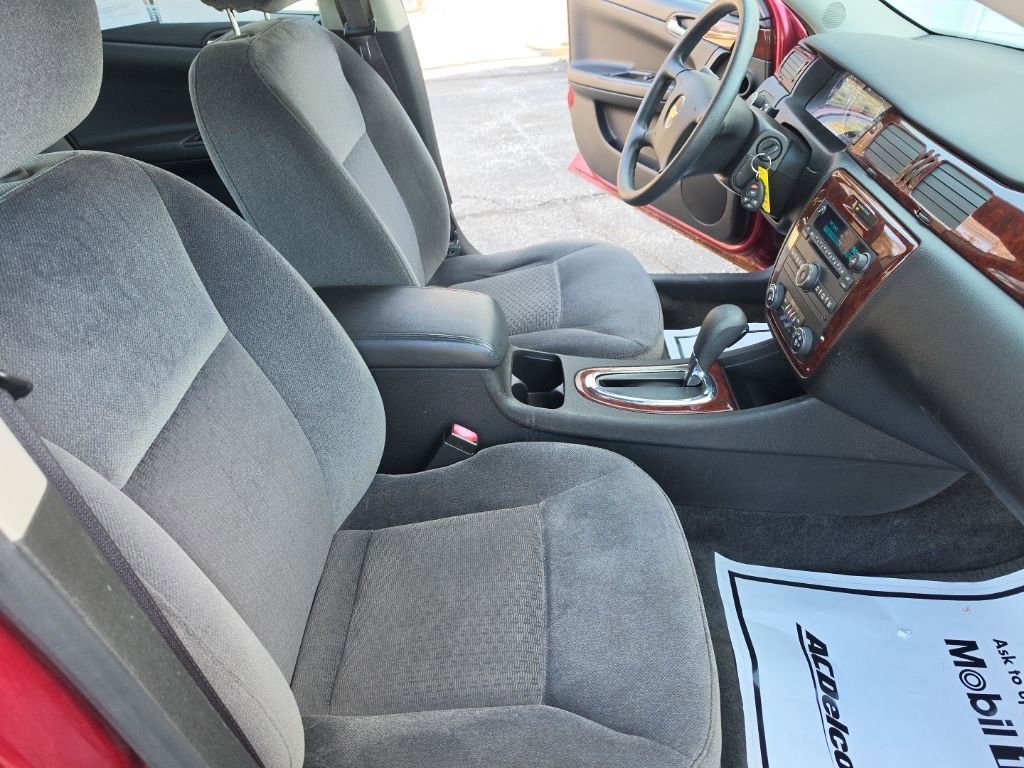Used 2009 Chevrolet Impala LT image 16