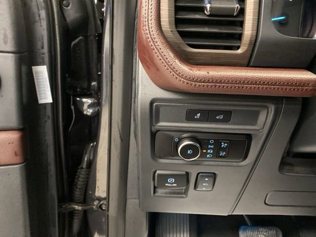 Used 2024 Ford Expedition Max Limited AWD/4WD image 12