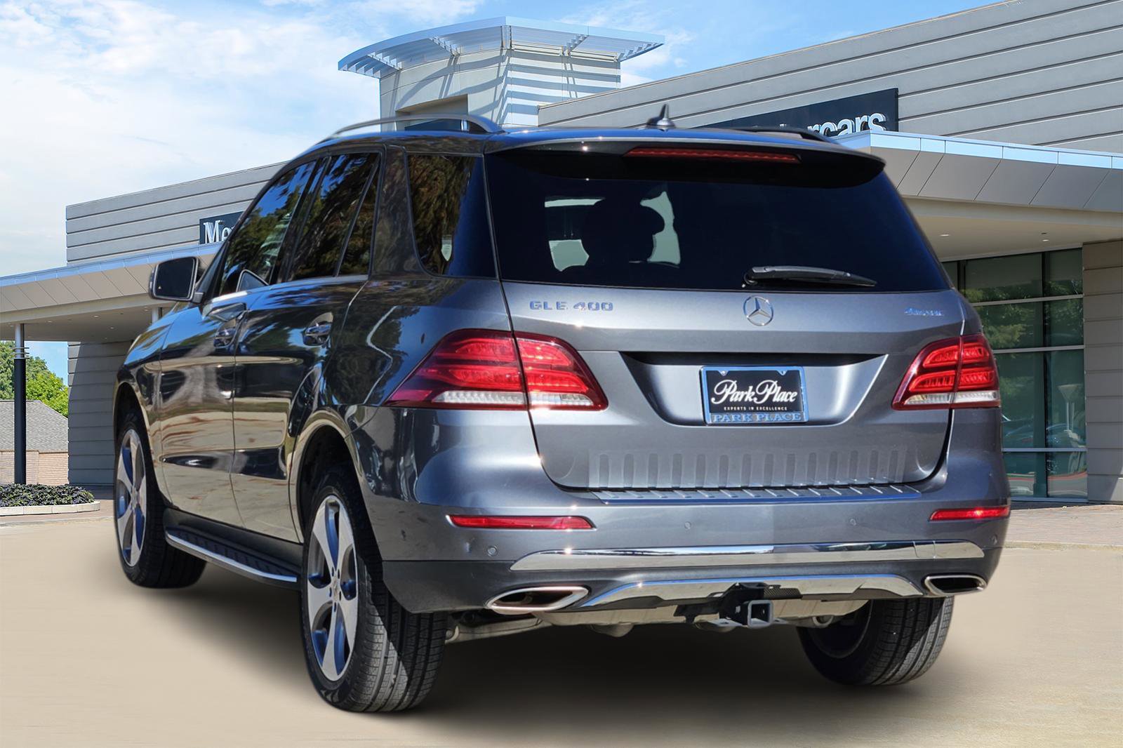 Used 2019 Mercedes-Benz GLE 400 4MATIC image 4