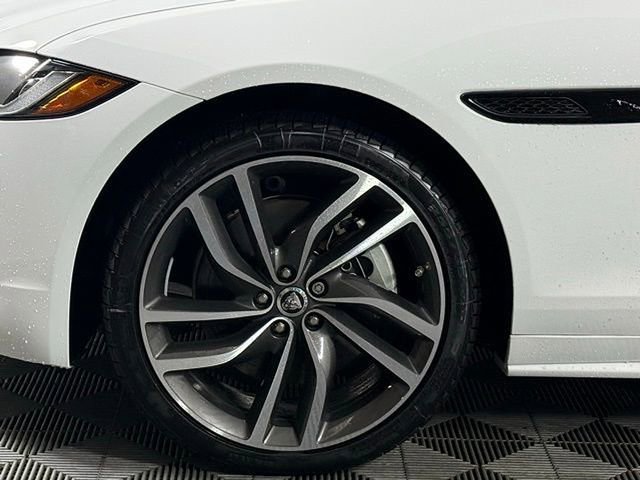 New 2024 Jaguar XF R-Dynamic SE image 14