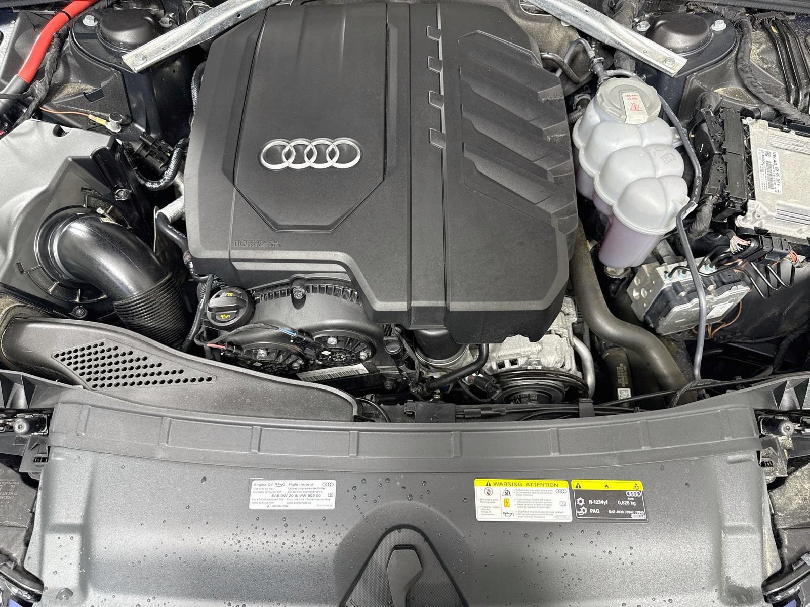 Certified 2022 Audi A4 2.0T Premium Plus w/ Premium Plus Package AWD/4WD image 28