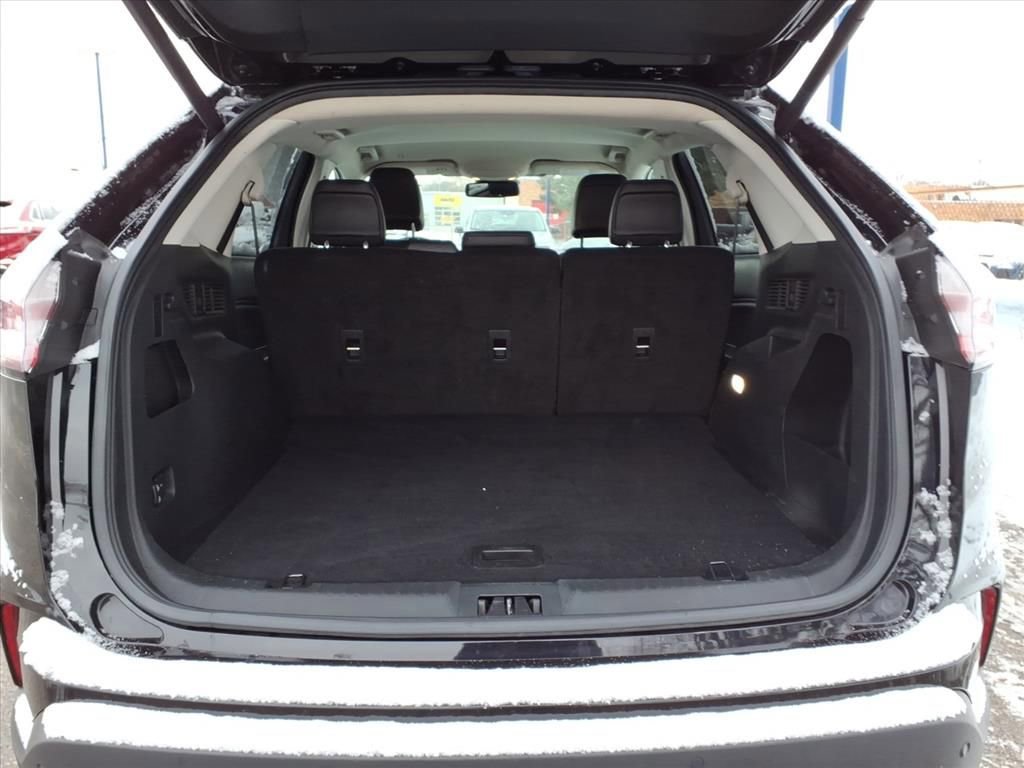 Certified 2024 Ford Edge SEL w/ Convenience Package image 10