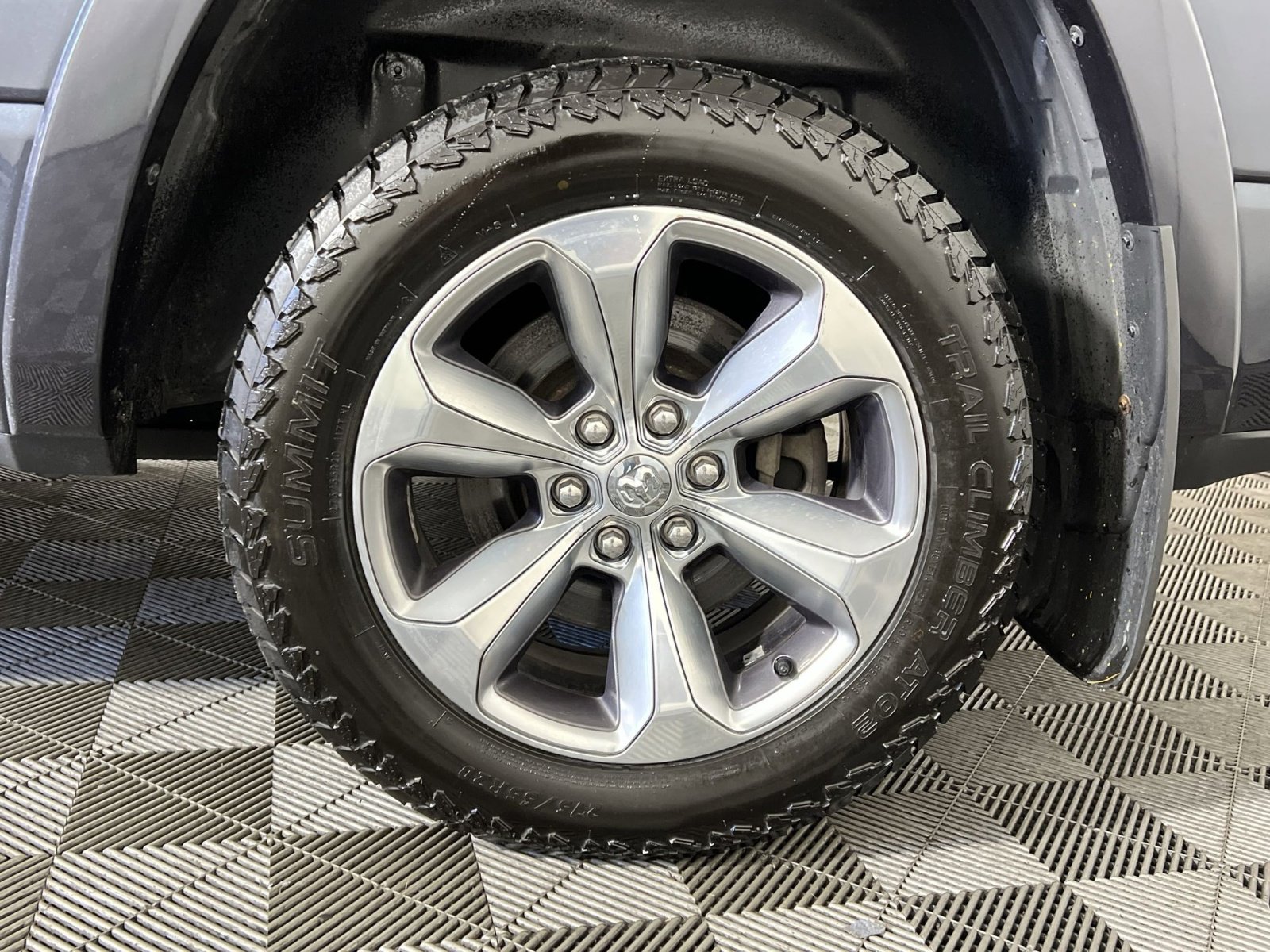 Used 2021 RAM 1500 Limited image 12