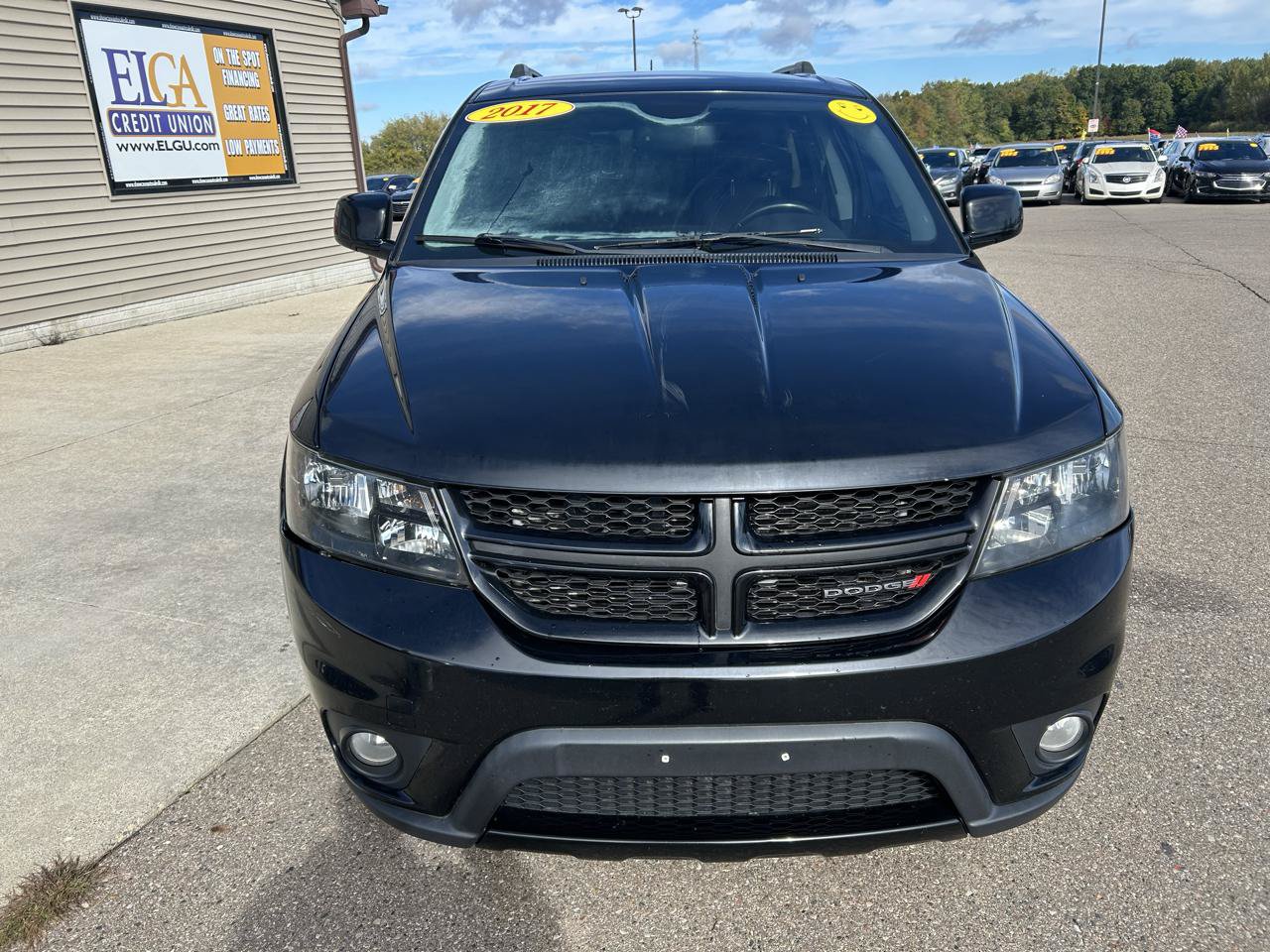 Used 2017 Dodge Journey GT w/ Driver Convenience Group FWD image 2