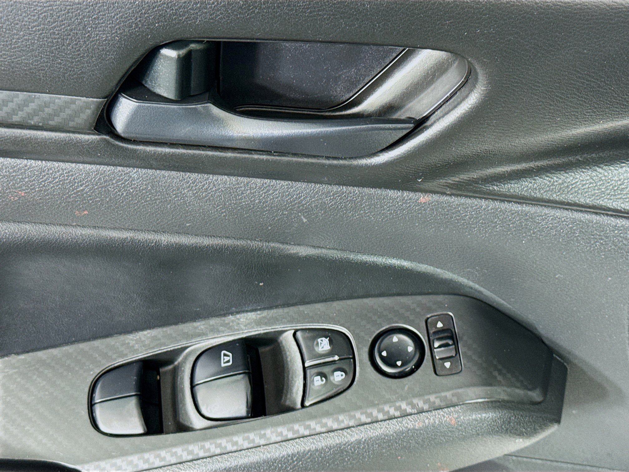 Used 2024 Nissan Altima 2.5 S FWD image 23