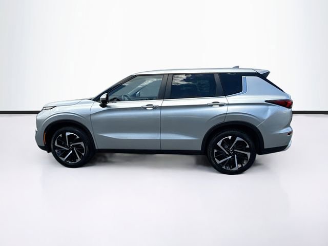 Used 2022 Mitsubishi Outlander SE AWD/4WD image 5