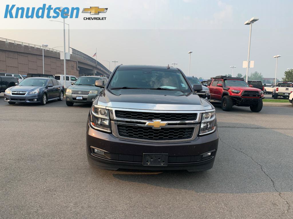 Used 2018 Chevrolet Suburban LT AWD/4WD image 2