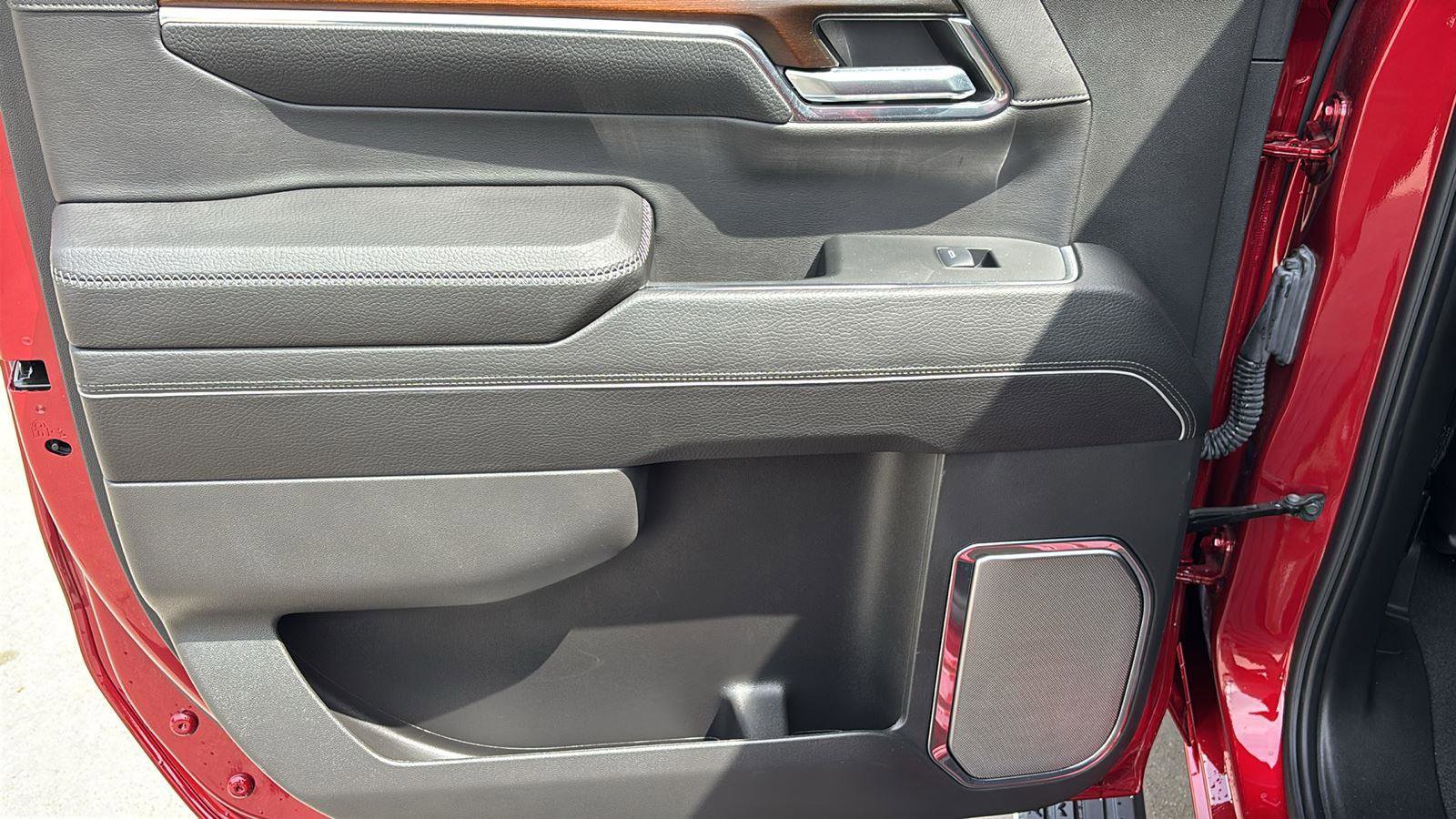 Certified 2024 GMC Sierra 1500 Denali w/ Technology Package image 8