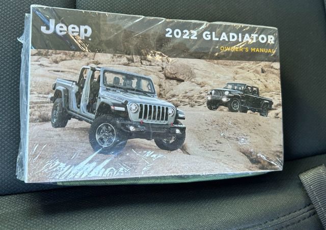 Used 2022 Jeep Gladiator Sport AWD/4WD image 36