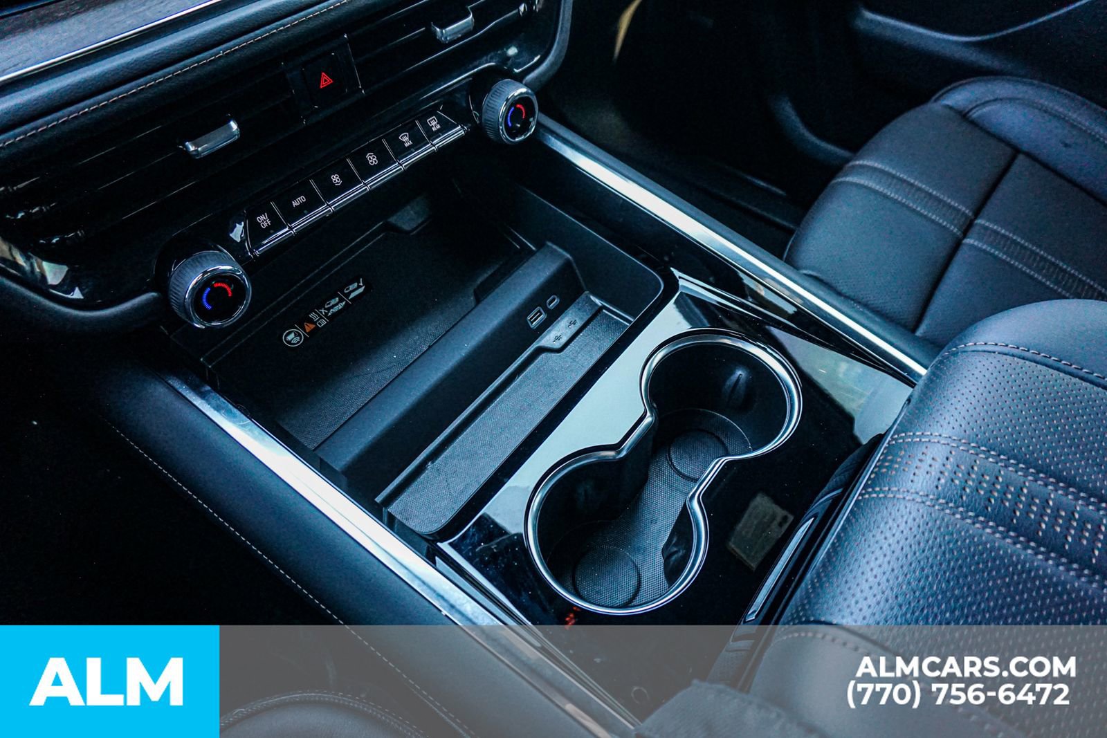 Used 2025 Chevrolet Suburban High Country image 50