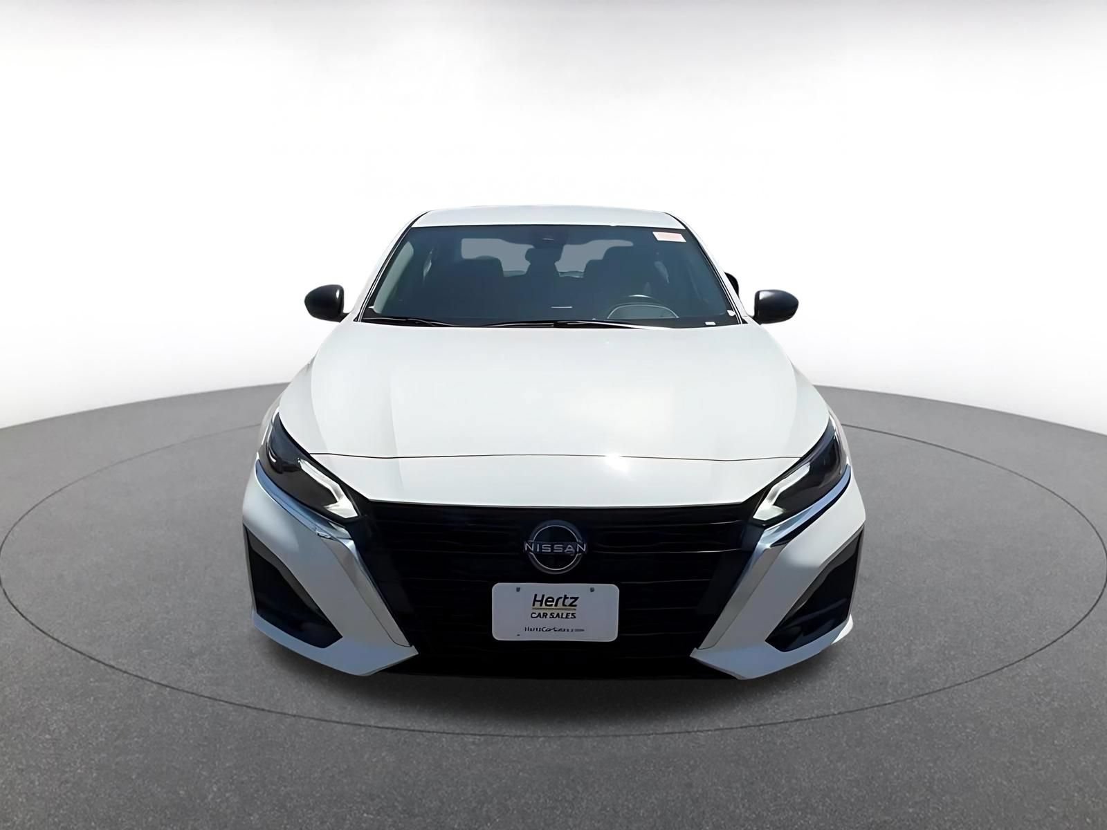 Used 2025 Nissan Altima 2.5 SV FWD image 4