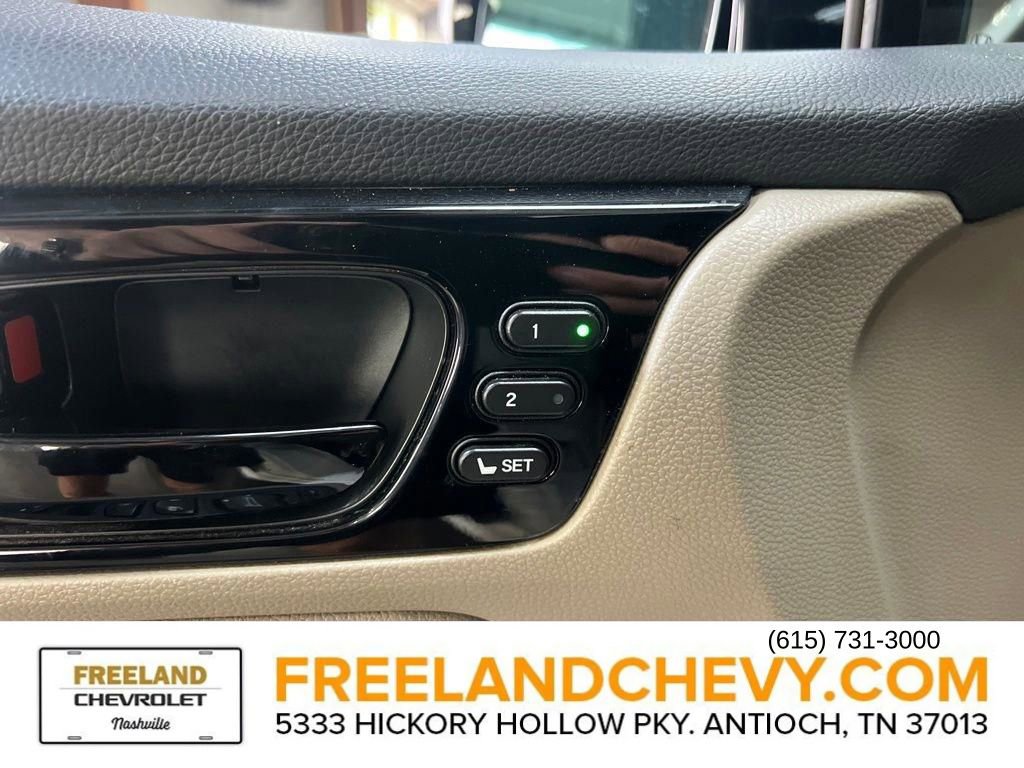 Used 2023 Honda Odyssey Elite image 12