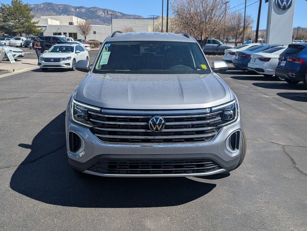 New 2025 Volkswagen Atlas SE image 3