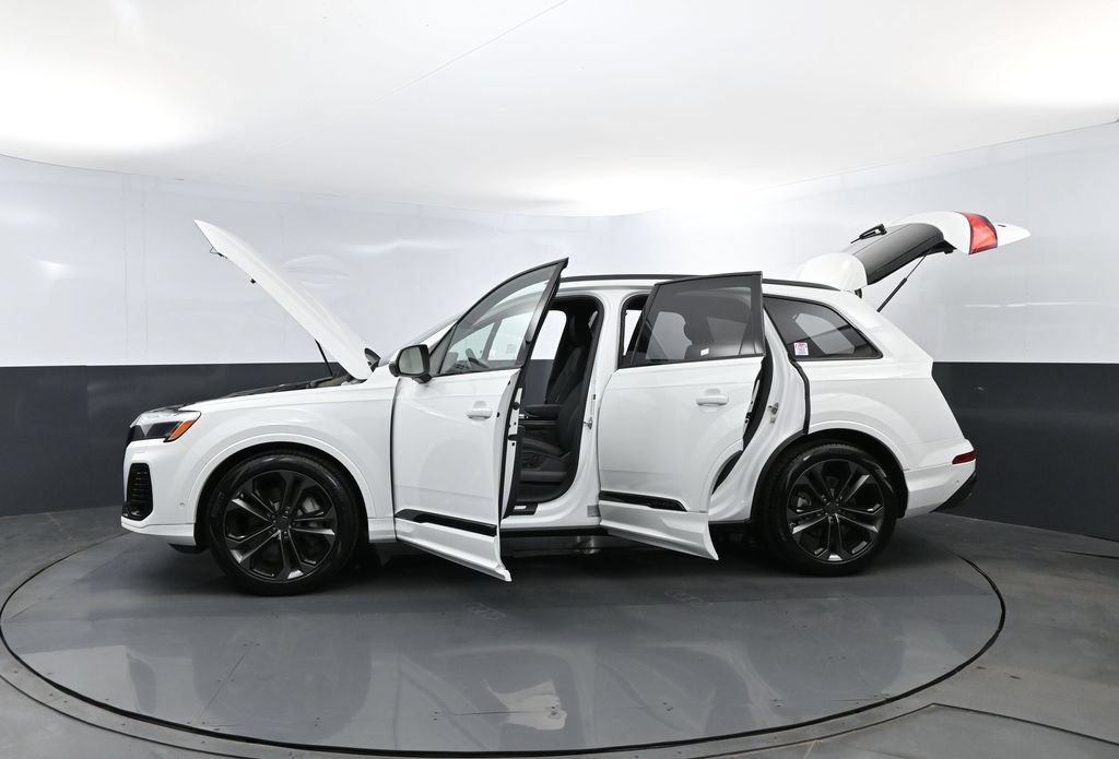 New 2026 Audi Q7 3.0T Premium Plus AWD/4WD image 30