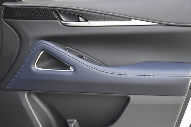 New 2026 INFINITI QX60 Sport w/ Dark Cargo Package image 34