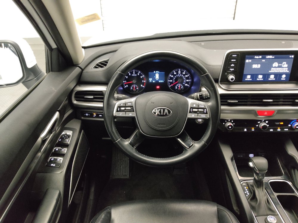 Used 2020 Kia Telluride LX FWD image 22