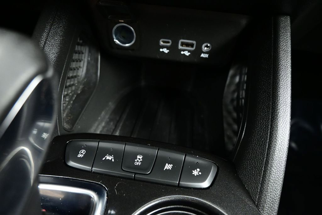 Used 2023 Chevrolet TrailBlazer RS w/ Convenience Package FWD image 23