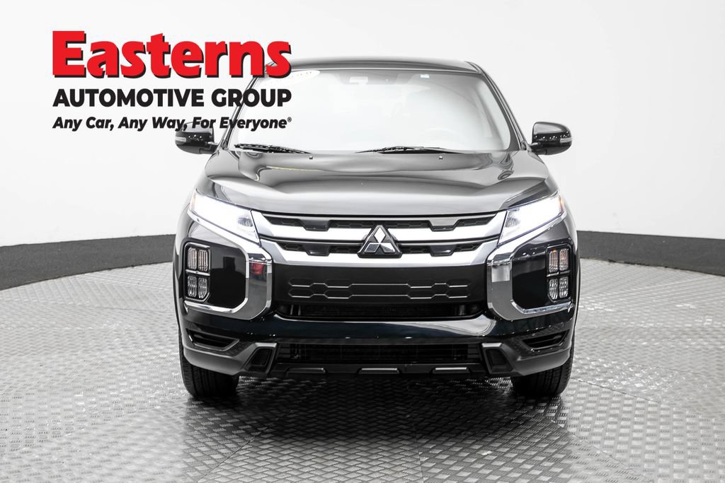 Used 2023 Mitsubishi Outlander Sport SE AWD/4WD image 2