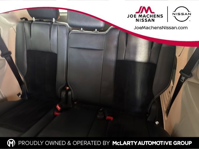 Used 2018 Dodge Grand Caravan SXT FWD image 25
