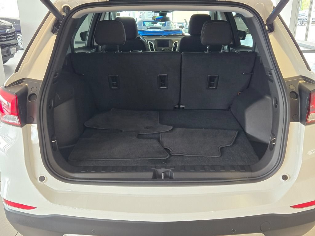 Certified 2024 Chevrolet Equinox LT FWD image 13