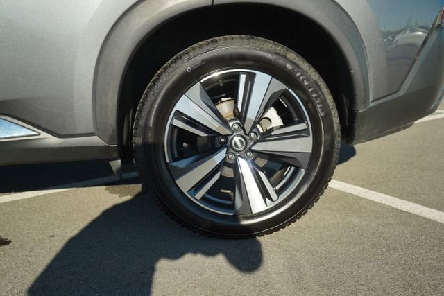 Used 2023 Nissan Rogue SL image 41