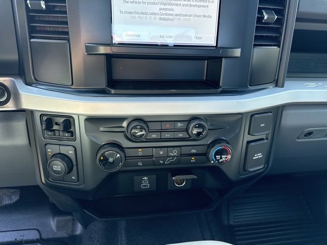 New 2026 Ford F350 XL w/ XL Chrome Package image 35