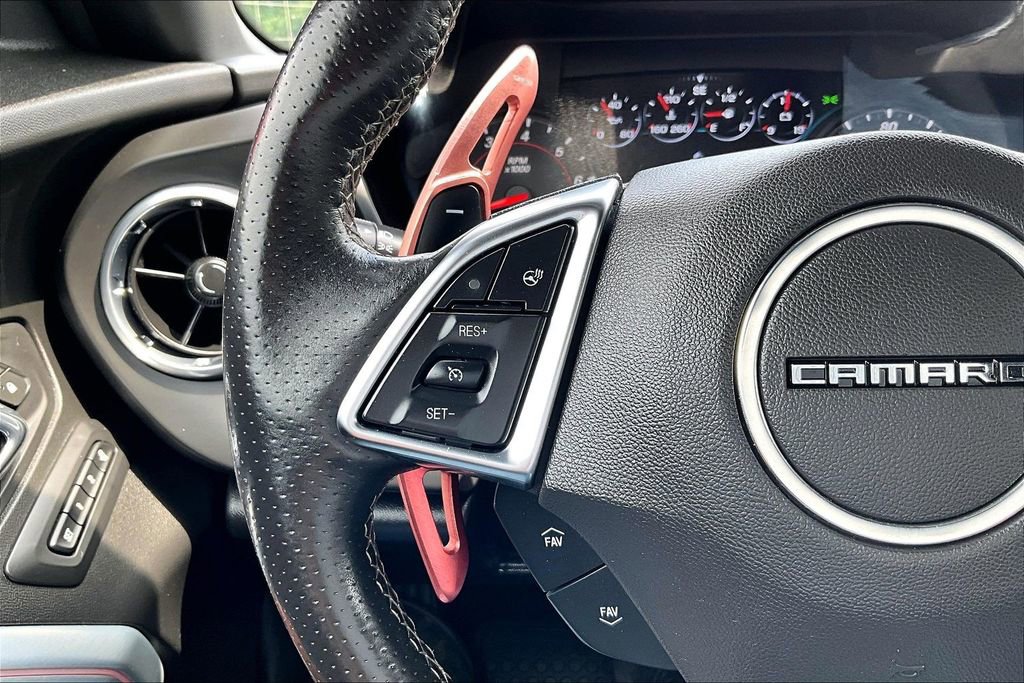 Used 2017 Chevrolet Camaro SS RWD image 16