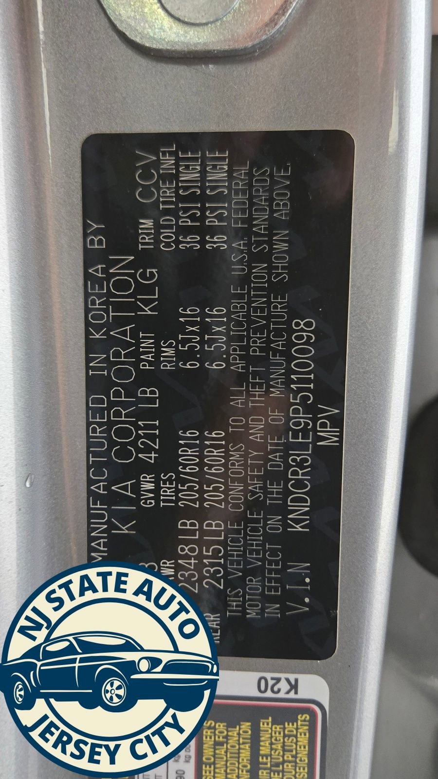 Used 2023 Kia Niro EX FWD image 21