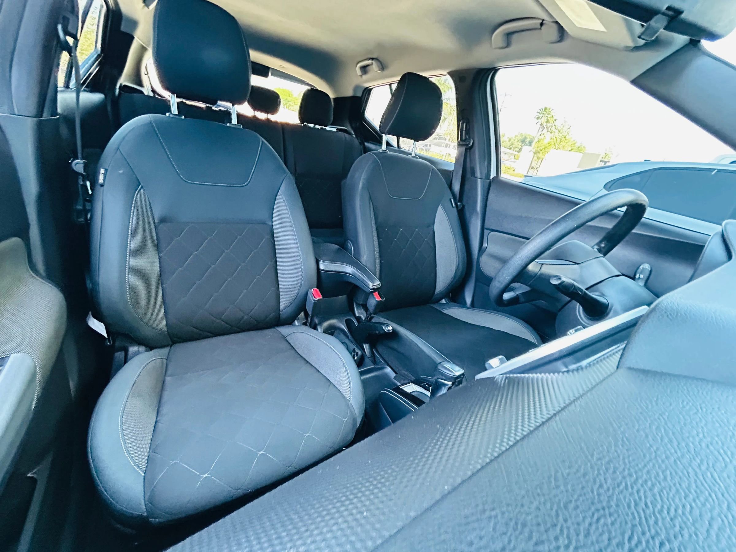 Used 2020 Nissan Kicks SV FWD image 33