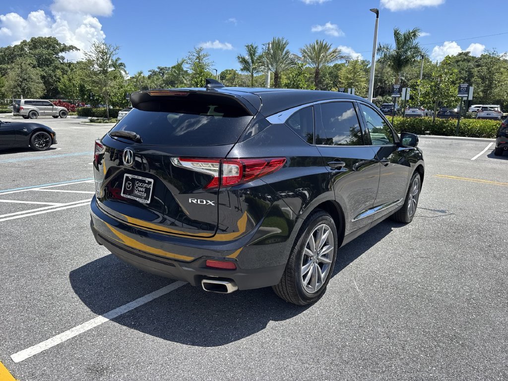 Used 2022 Acura RDX w/ Technology Package FWD image 3