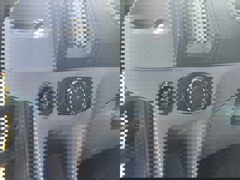 Used 2019 Ford Transit 250 148 High Roof Extended RWD image 10