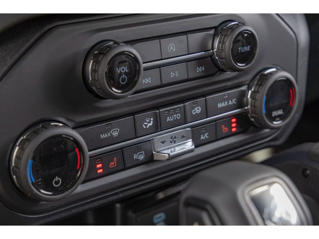 New 2025 Ford Bronco Big Bend w/ Black Diamond Package image 27