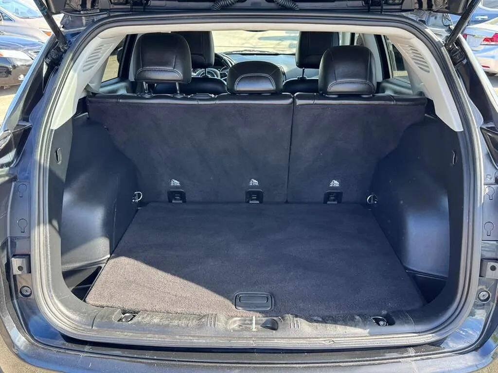 Used 2020 Jeep Compass Limited FWD image 6