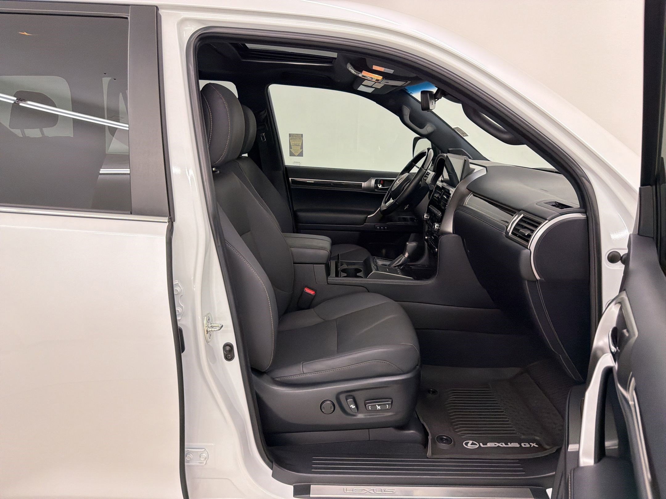 Certified 2023 Lexus GX 460 Premium w/ Accessory Package AWD/4WD image 29