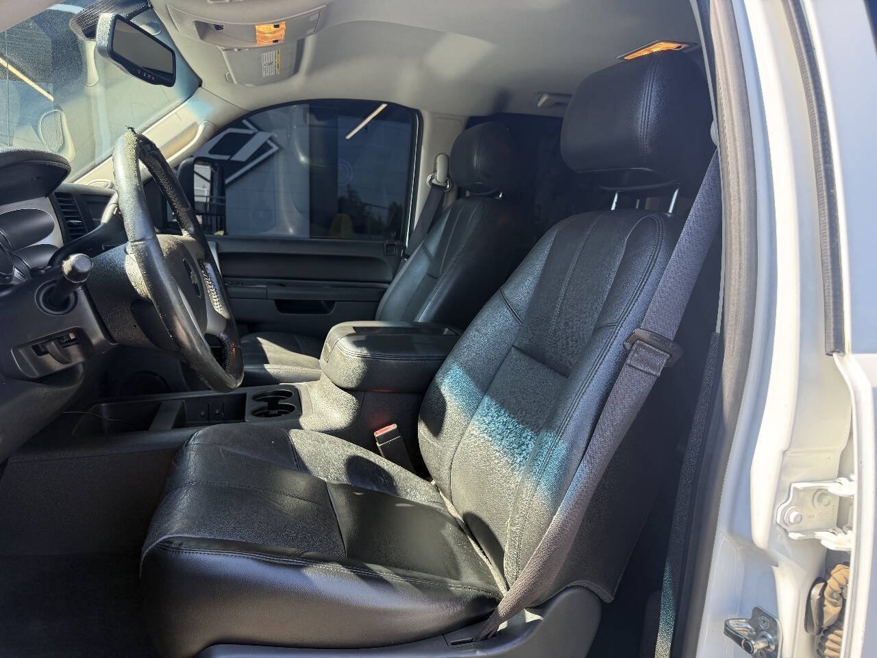 Used 2013 Chevrolet Silverado 2500 LT w/ Interior Plus Package RWD image 13