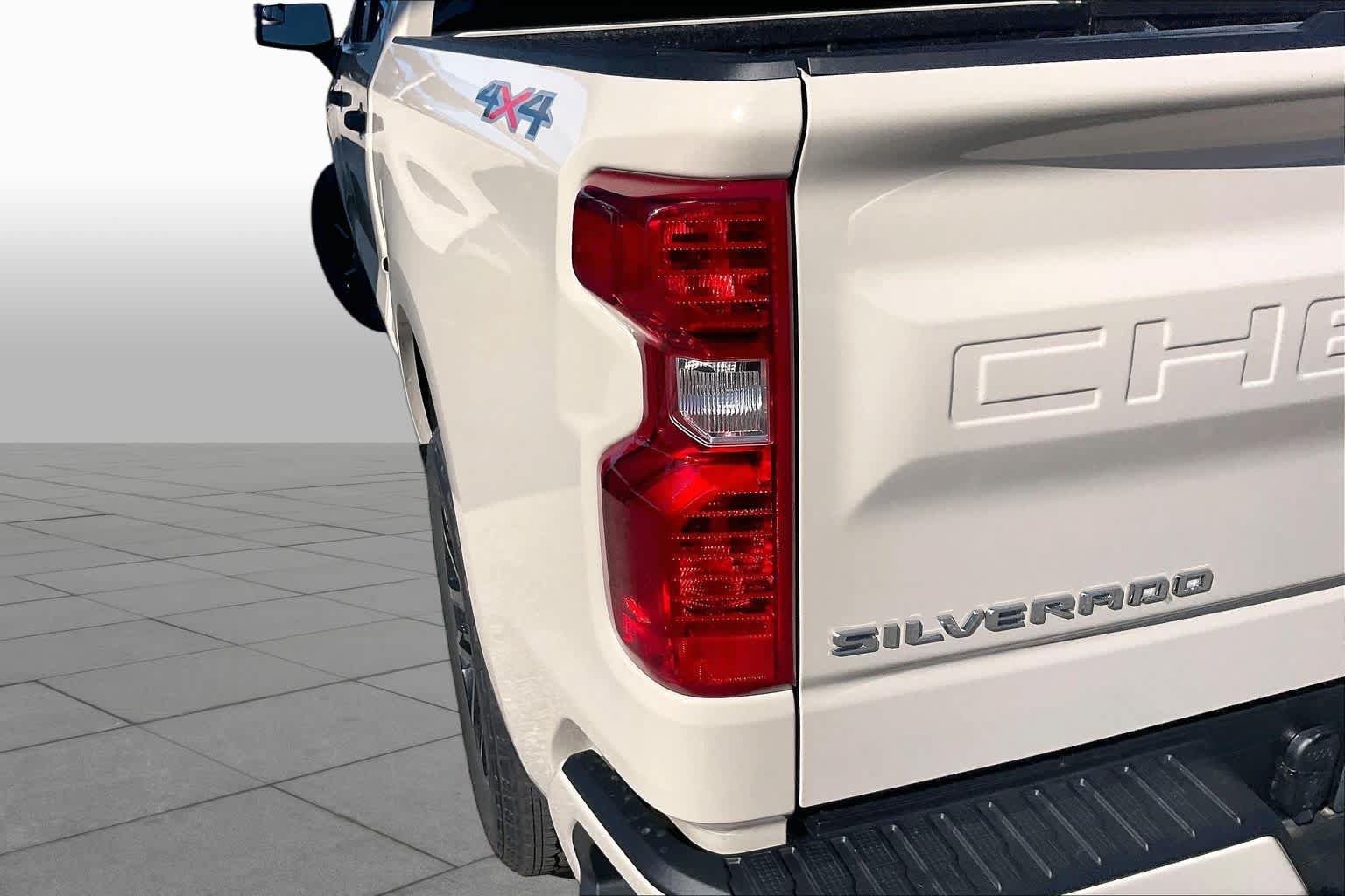 New 2026 Chevrolet Silverado 1500 Custom w/ Turbomax Blackout Package AWD/4WD image 14