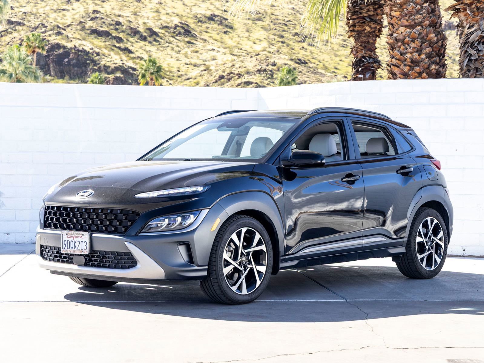 Used 2023 Hyundai Kona Limited image 5