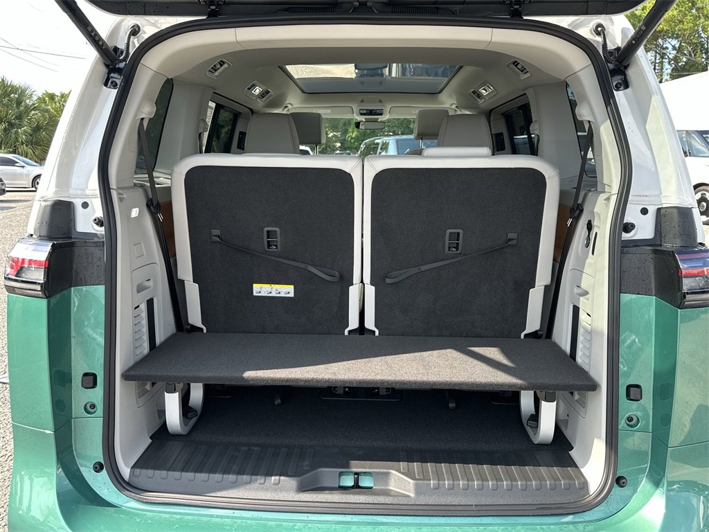 New 2025 Volkswagen ID. Buzz Pro S Plus image 28