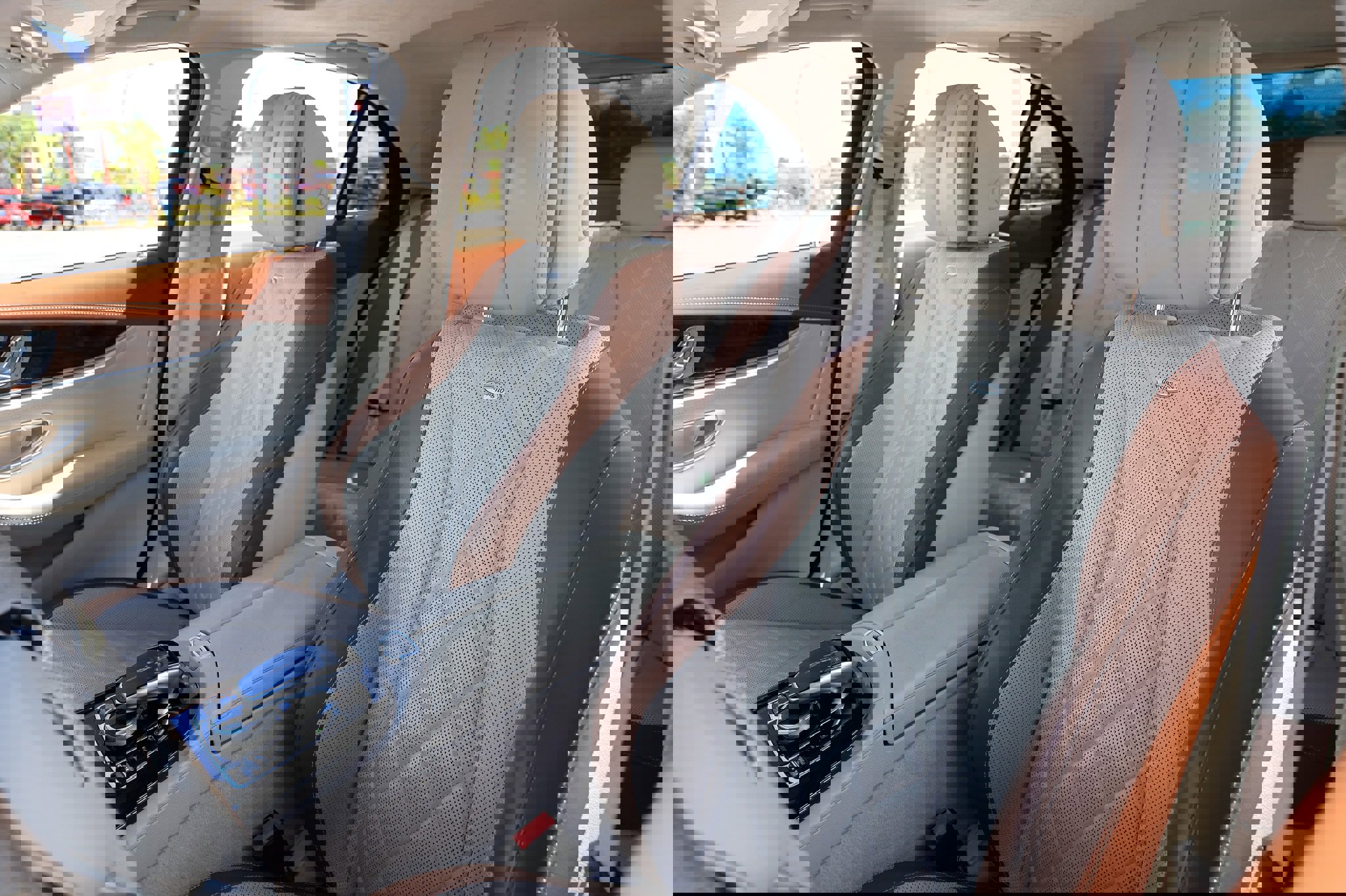 Used 2017 Mercedes-Benz E 300 4MATIC image 9