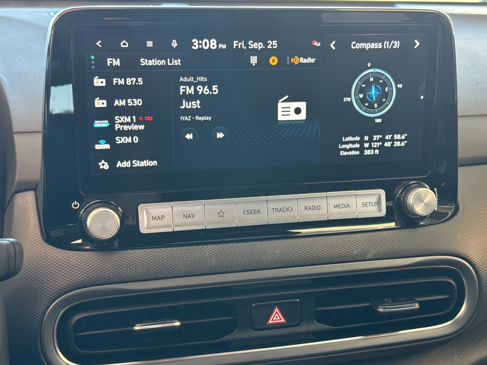 Used 2023 Hyundai Kona Limited FWD image 20