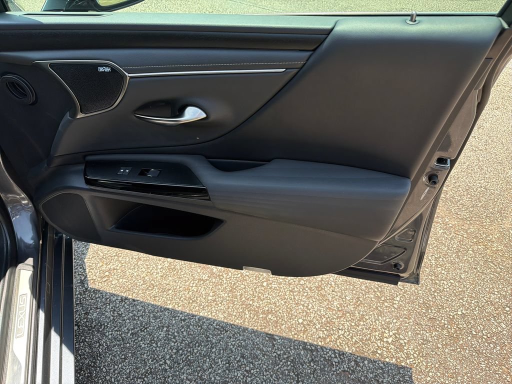 Used 2022 Lexus ES 350 Ultra Luxury FWD image 14