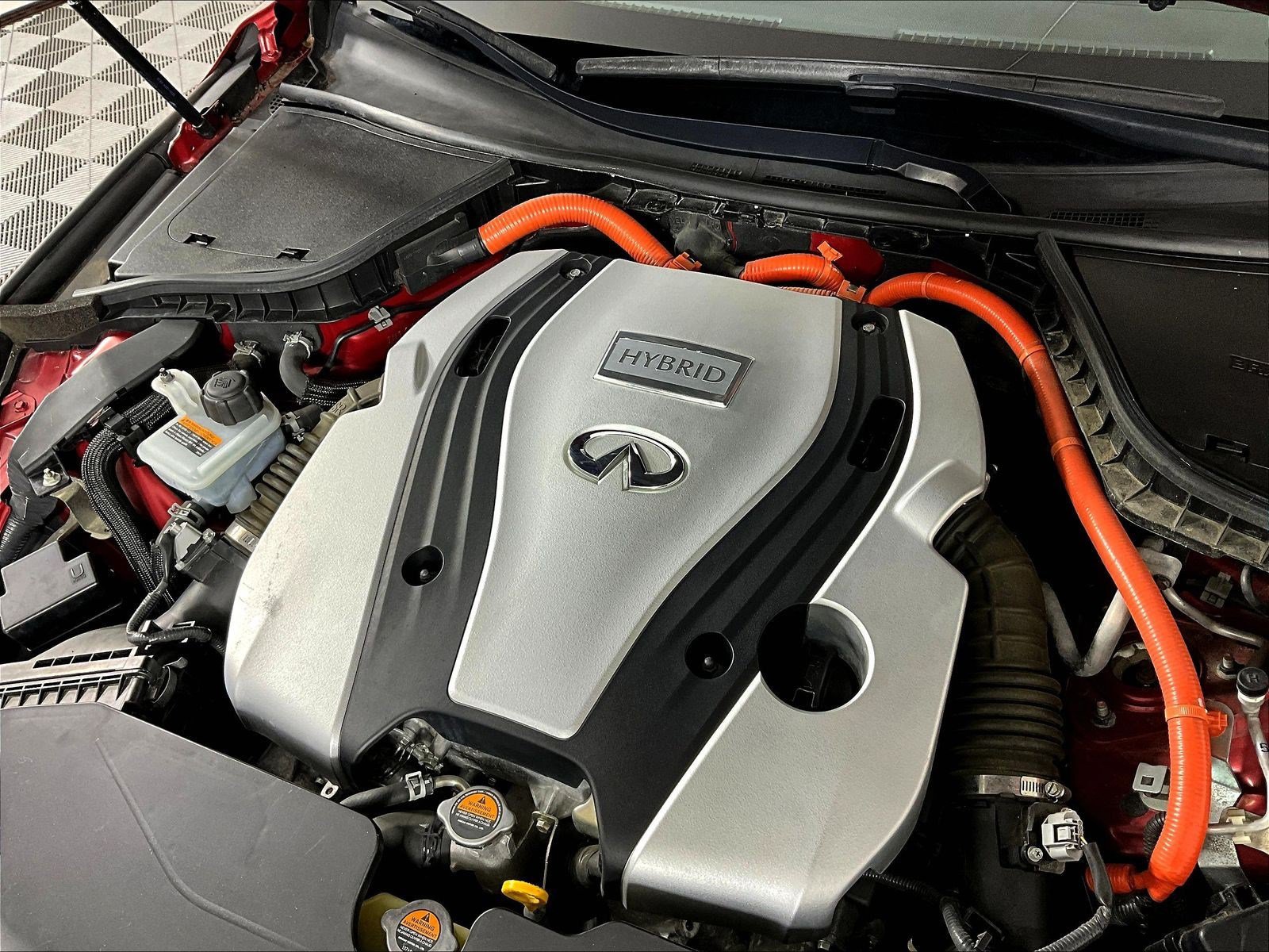 Used 2014 INFINITI Q50 Hybrid AWD w/ Navigation Package image 28