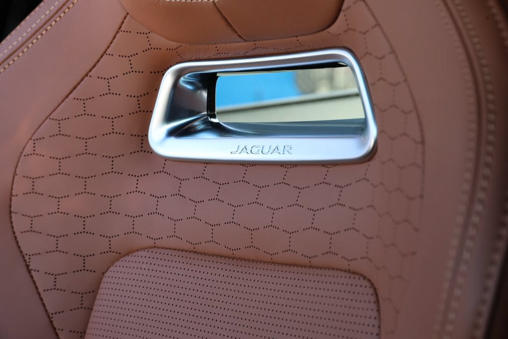 New 2026 Jaguar F-PACE R-Dynamic S AWD/4WD image 32