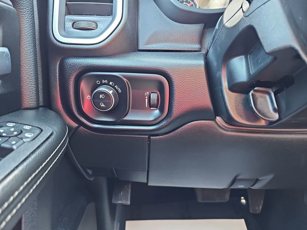 Used 2025 RAM 2500 Big Horn image 30