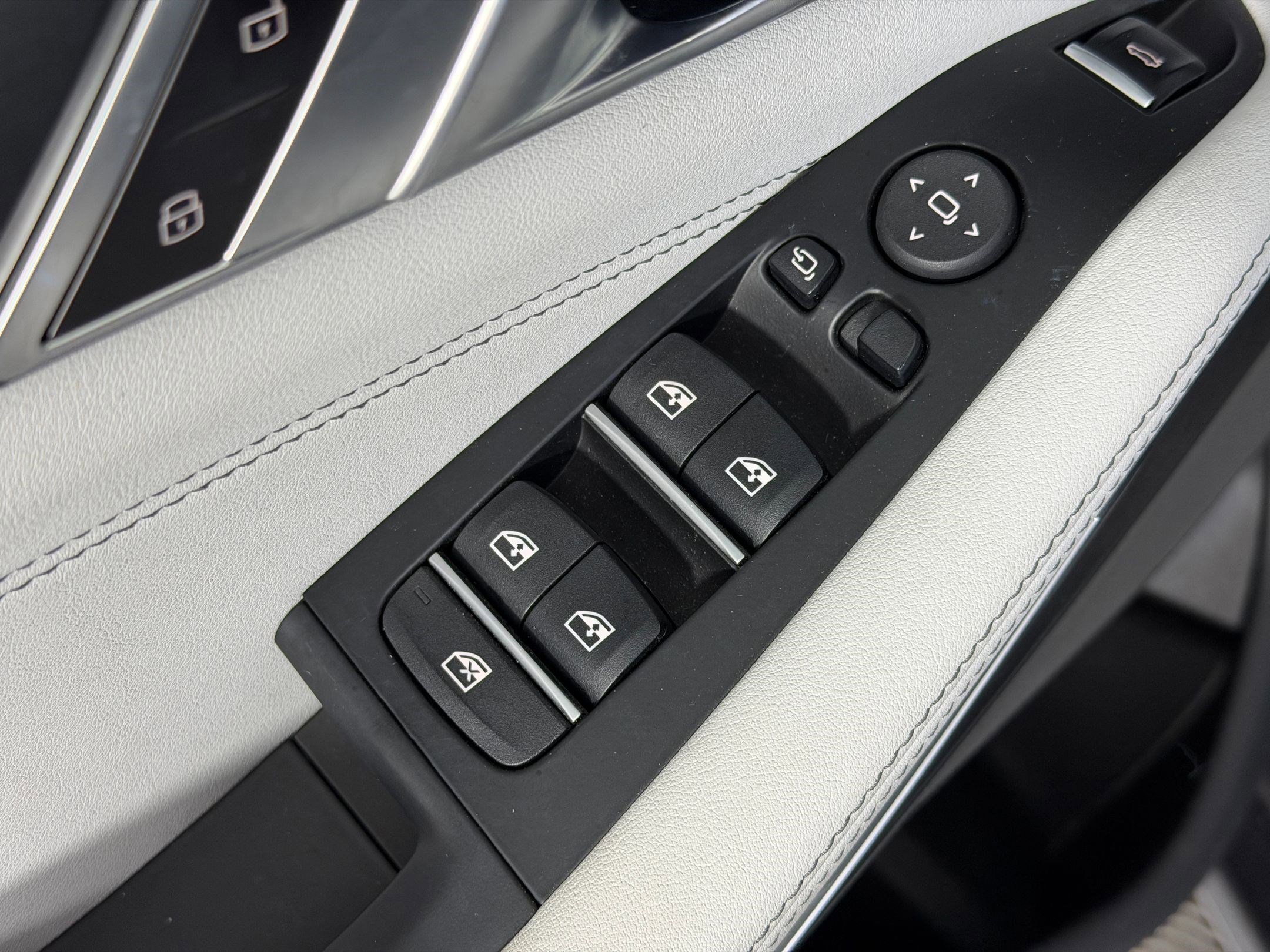 Certified 2024 BMW X5 xDrive40i w/ Premium Package AWD/4WD image 24