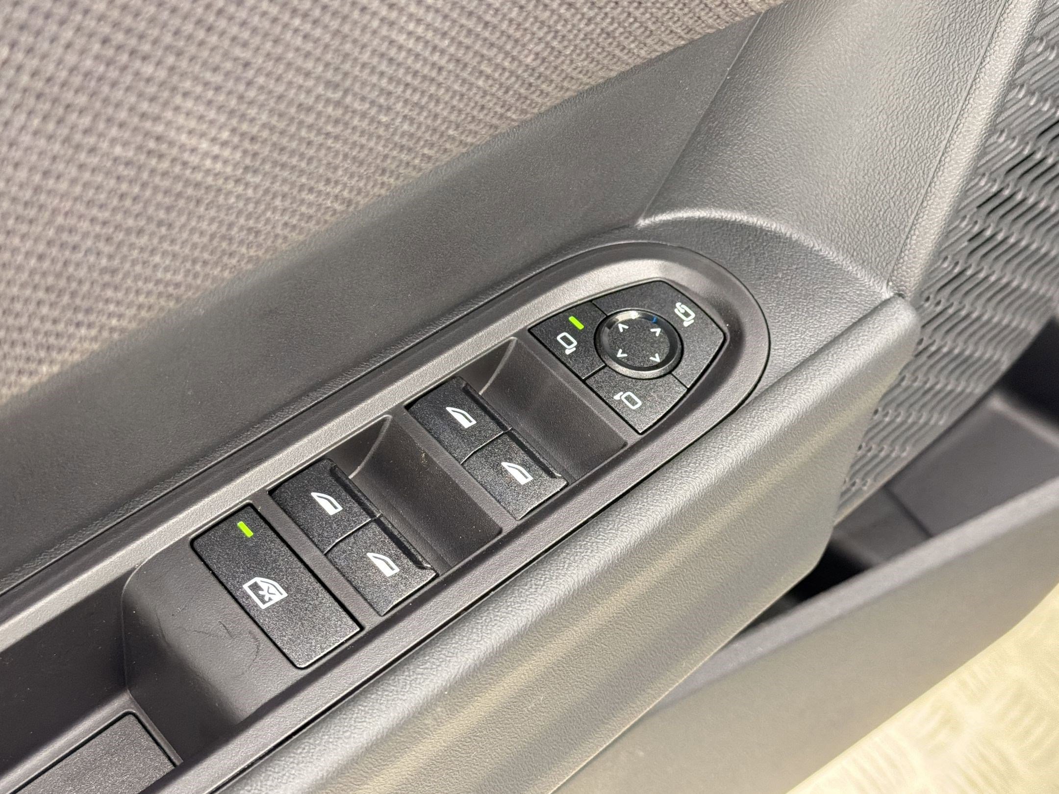 New 2026 MINI Cooper 4-Door Hardtop image 19